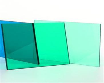 Zeleni polikarbonatni čvrsti list